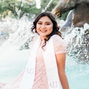 Meet your Posher, Corina